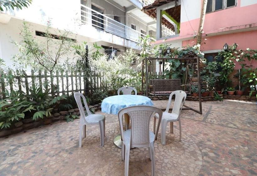 تختخواب و صبحانه Mama Mids Home