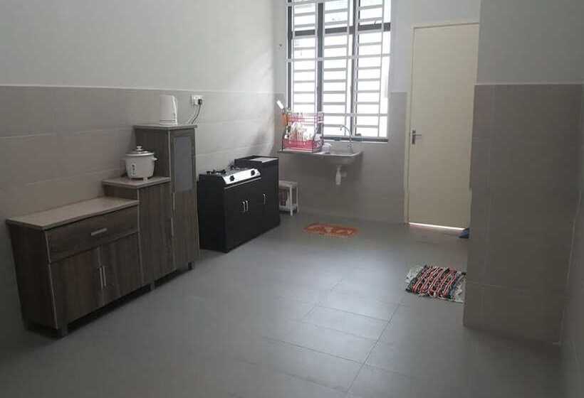 Homestay Ainizie Melaka