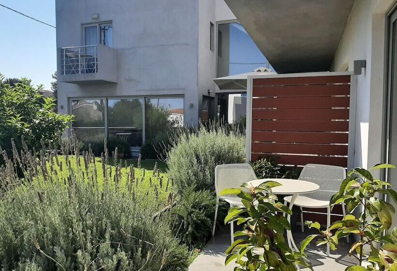 بنسيون Lidea Boutique