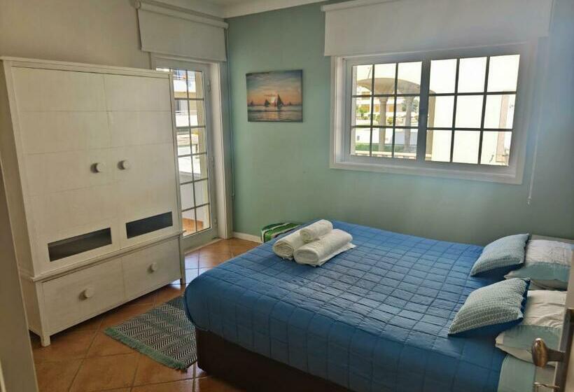 Общежитие Vagueira Guest House