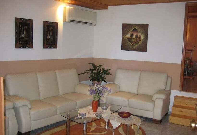 Villa Stegna