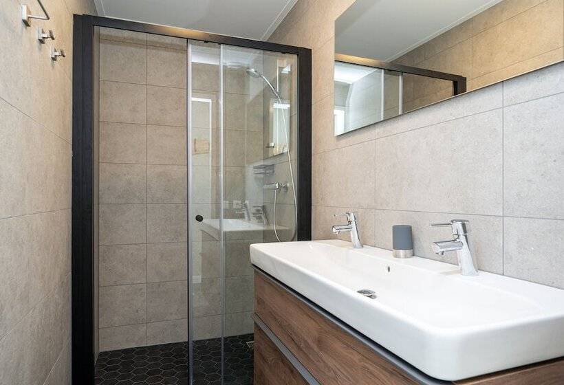 בית מלון כפרי Recreatiepark Tusken De Marren