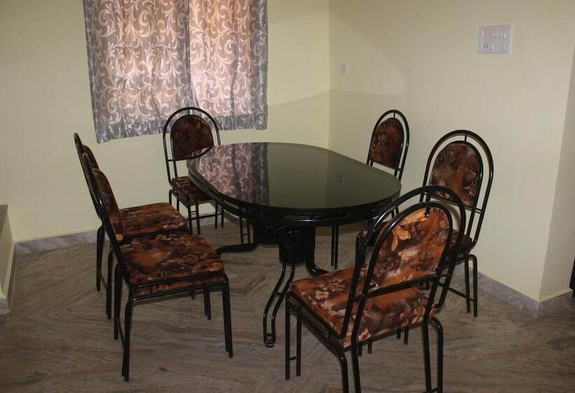 پانسیون Lt Morjim