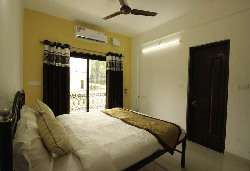 호텔 Oyo 11014 Home Goa Spacious 2bhk Nerul