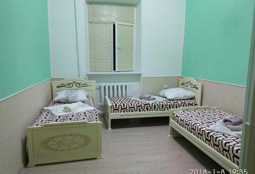 Mini Hotel Uyut On Prospekt Putina 8