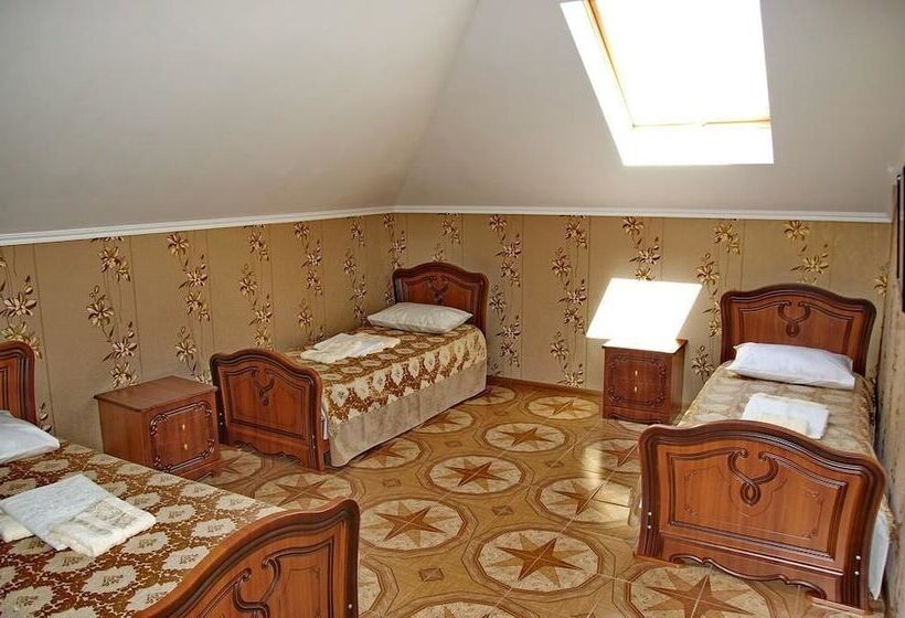 بنسيون Tikhaya Gavan Guest House
