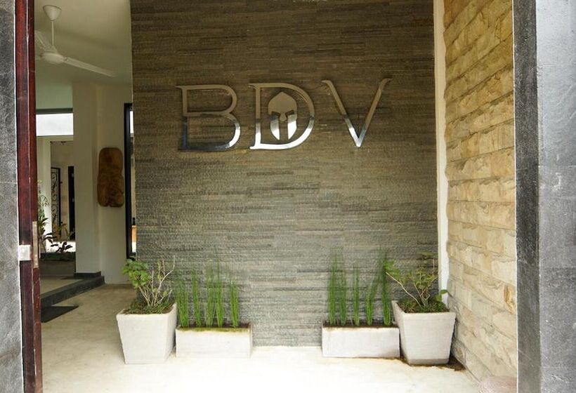 هتل Bintang Darmawan Villa
