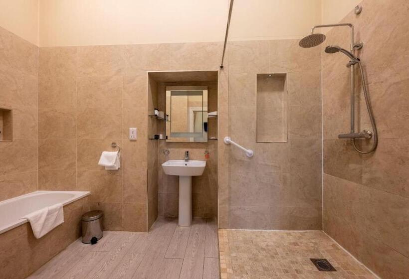 فندق Belleek Castle, Ballina