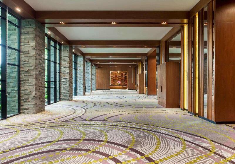 هتل Pullman Ciawi Vimala Hills Resort