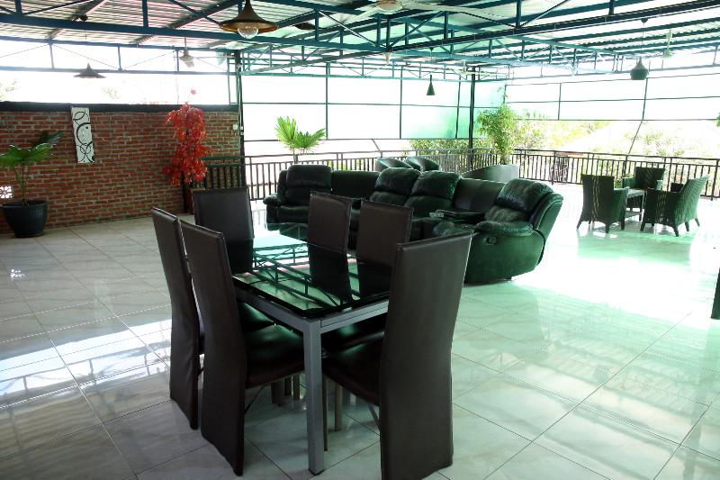 فندق صغير Wisma Malawen By Oyo Rooms