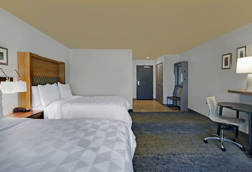 هتل Holiday Inn Grand Rapids North   Walker, An Ihg