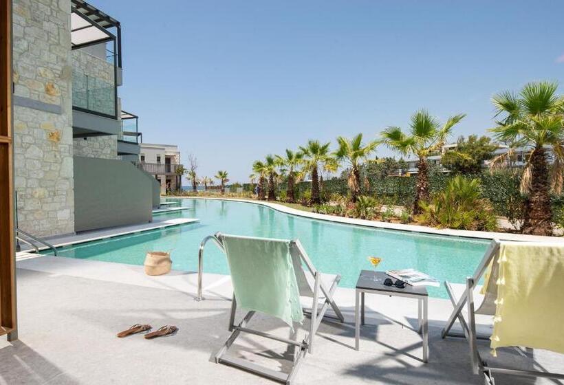 فندق Portes Lithos Luxury Resort