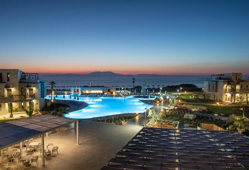 فندق Portes Lithos Luxury Resort