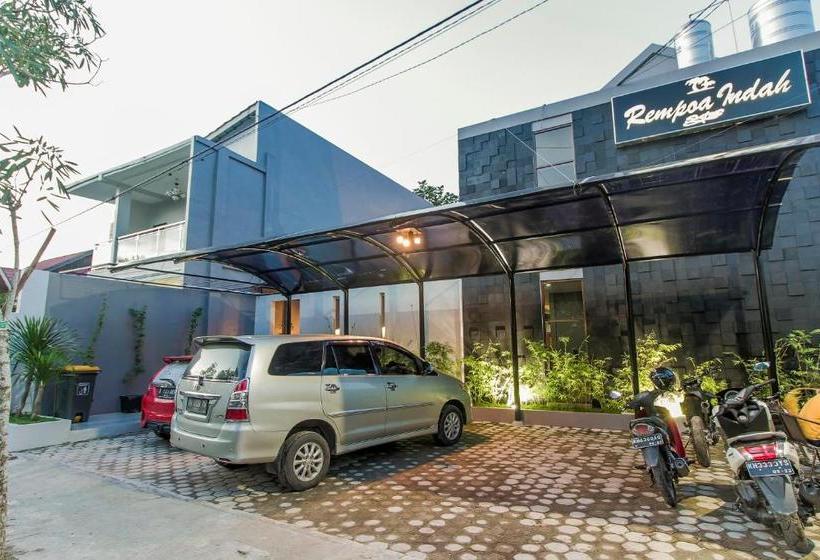 هتل Reddoorz Near Universitas Muhammadiyah Palangkaraya