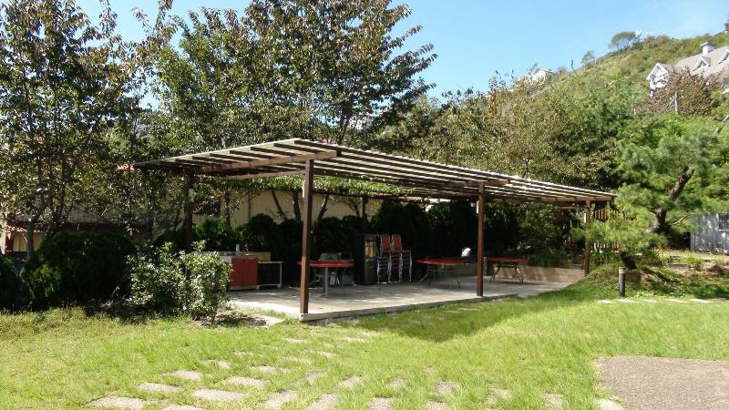 تختخواب و صبحانه Guilin Leisure Villa