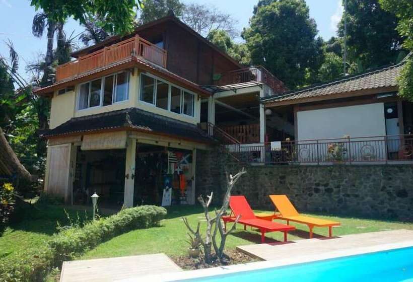 بنسيون Manggis Garden Dive Resort