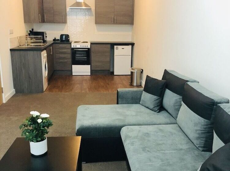 Showcase Apartments   Highcross House Apart