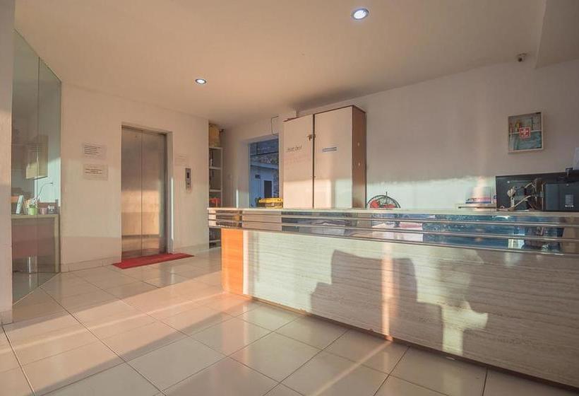 پانسیون Reddoorz Near Living Plaza Balikpapan