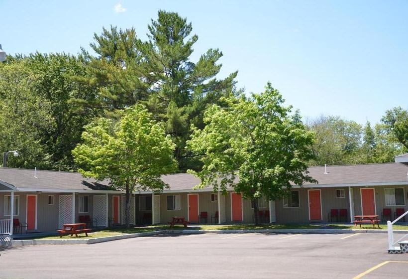 Beachway Motel
