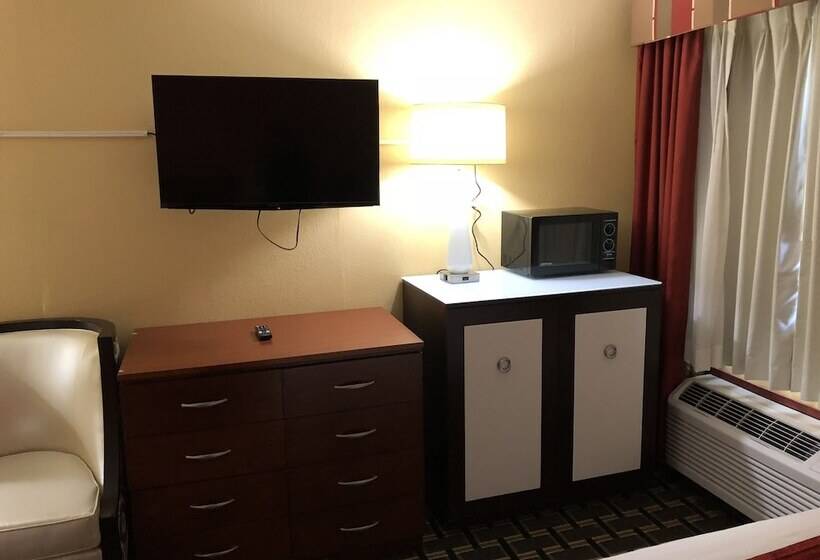 هتل Baymont By Wyndham Springfield Il