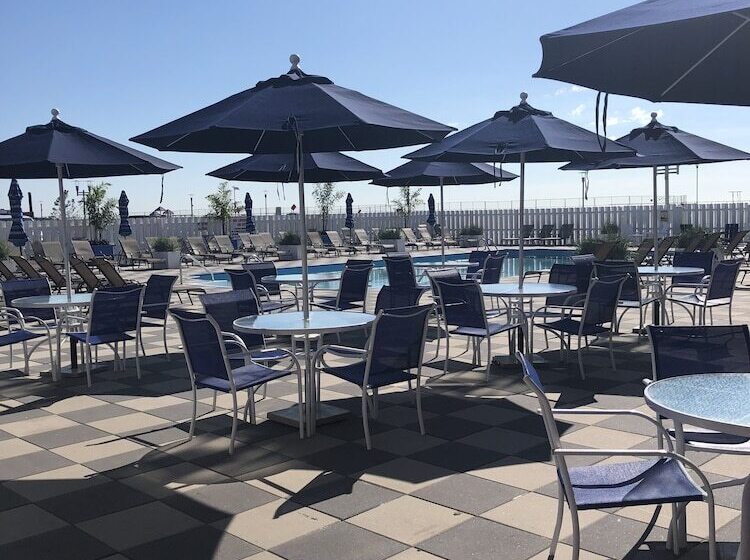 בית מלון כפרי Berkeley Oceanfront