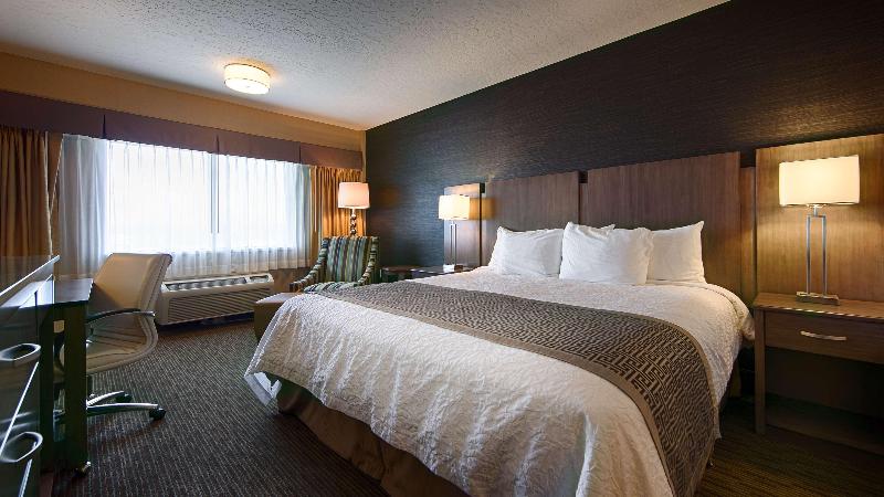 בית מלון כפרי Best Western Plus Cottontree Inn