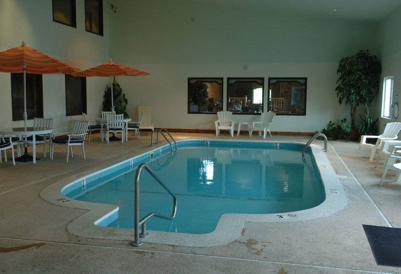 فندق Best Western Plus University Park Inn & Suites