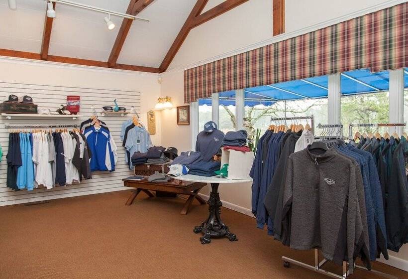 هتل Blue Rock Resort