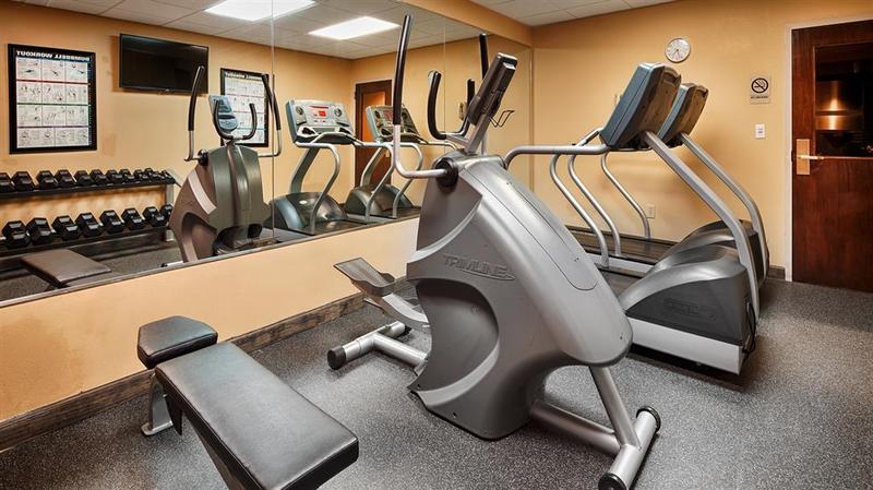 هتل Clarion Pointe Greensboro Airport