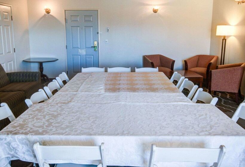 هتل Comfort Inn Redding Near I 5