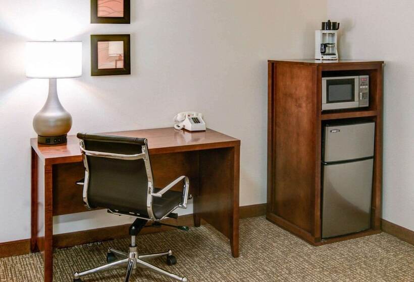 هتل Comfort Inn Redding Near I 5
