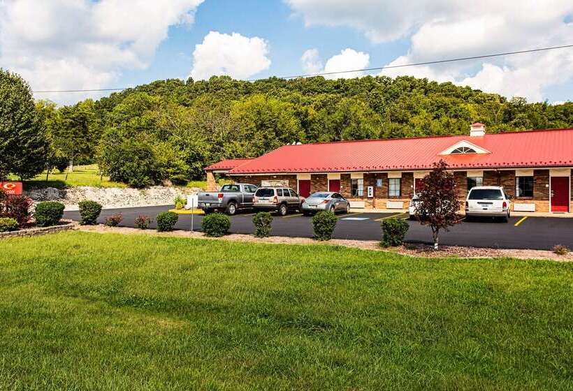 בית מלון כפרי Econo Lodge