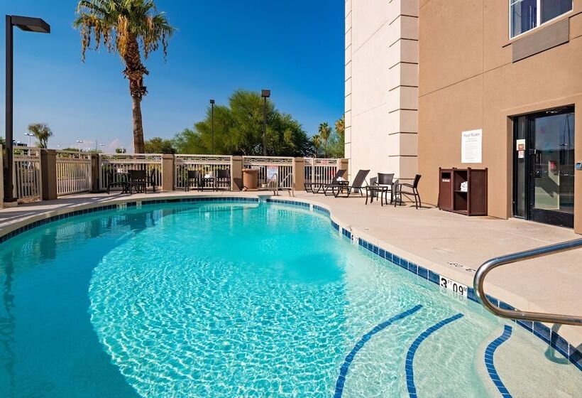 בית מלון כפרי Holiday Inn Express Peoria North   Glendale, An Ihg