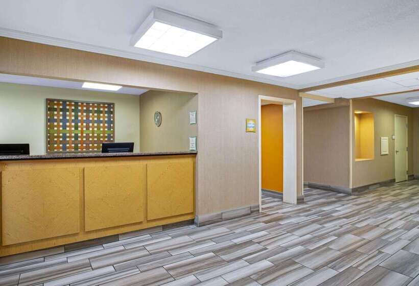 호텔 La Quinta Inn By Wyndham Auburn Worcester