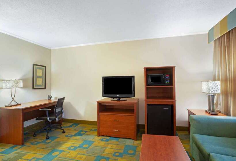 호텔 La Quinta Inn By Wyndham Auburn Worcester