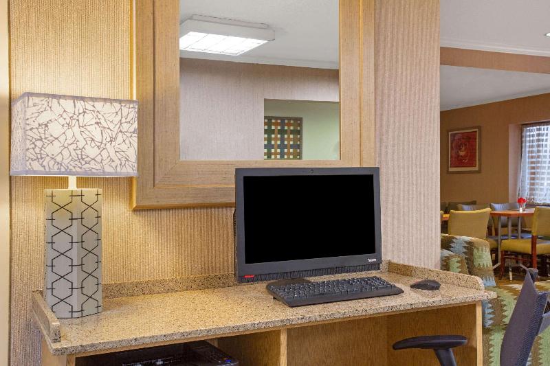 호텔 La Quinta Inn By Wyndham Auburn Worcester