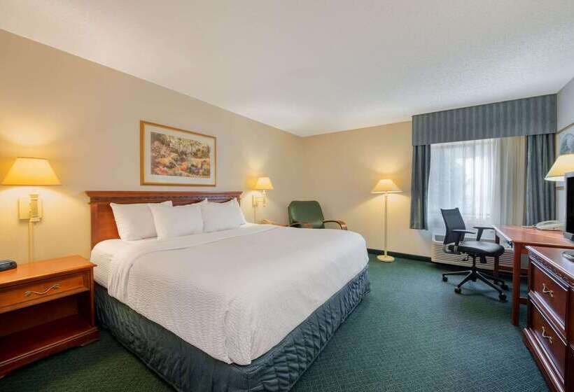 בית מלון כפרי La Quinta Inn By Wyndham Cleveland Independence