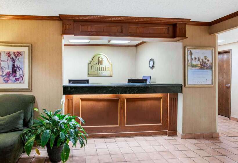 호텔 La Quinta Inn By Wyndham Detroit Southgate