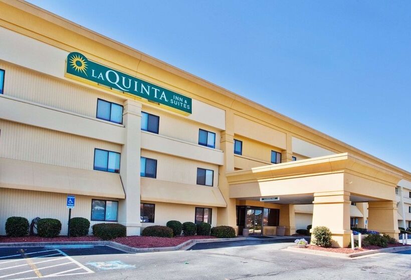 هتل Travelodge By Wyndham Columbus State University