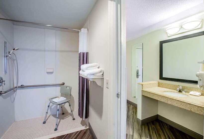 호텔 La Quinta By Wyndham Houston Baytown East