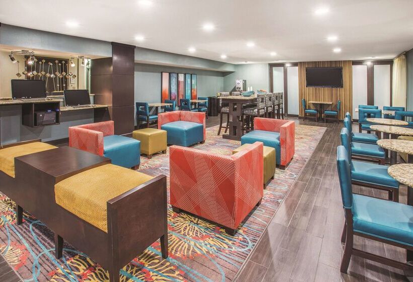 酒店 La Quinta By Wyndham O Fallon, Il   St. Louis