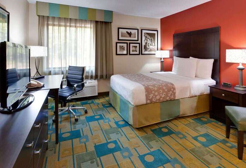 فندق La Quinta By Wyndham Plattsburgh