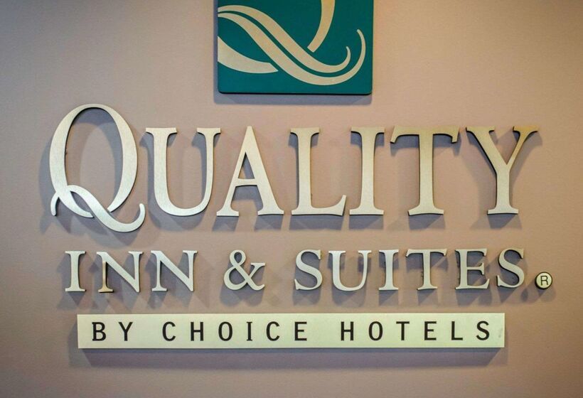 هتل Quality Inn & Suites At Airport Blvd I65