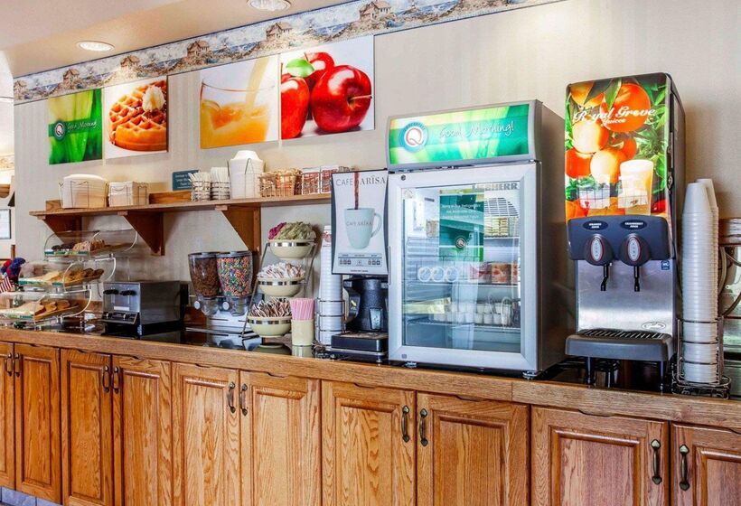 فندق Quality Inn & Suites Bremerton Near Naval Shipyard