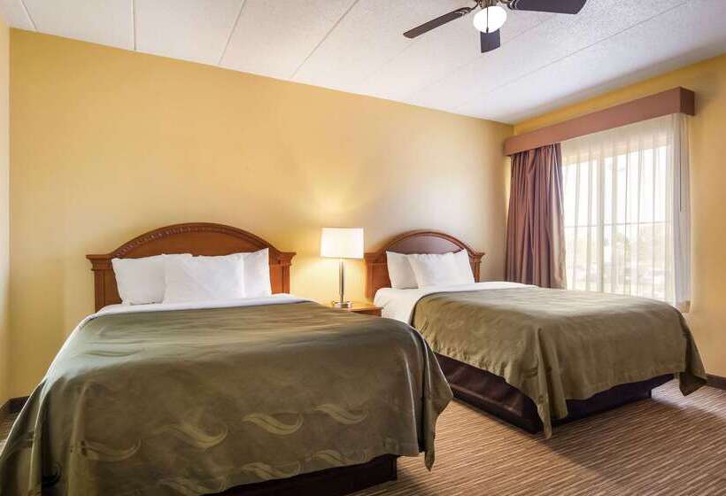 هتل Quality Inn & Suites Cvg Airport