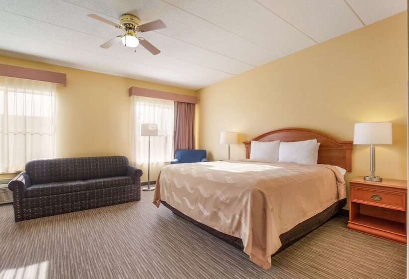 هتل Quality Inn & Suites Cvg Airport