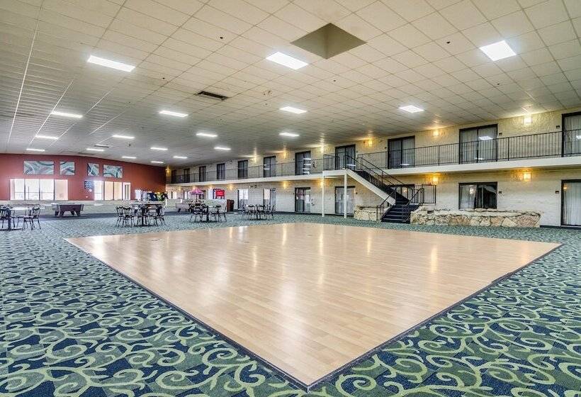 Hotel Red Roof Inn & Conference Center Wichita Airport