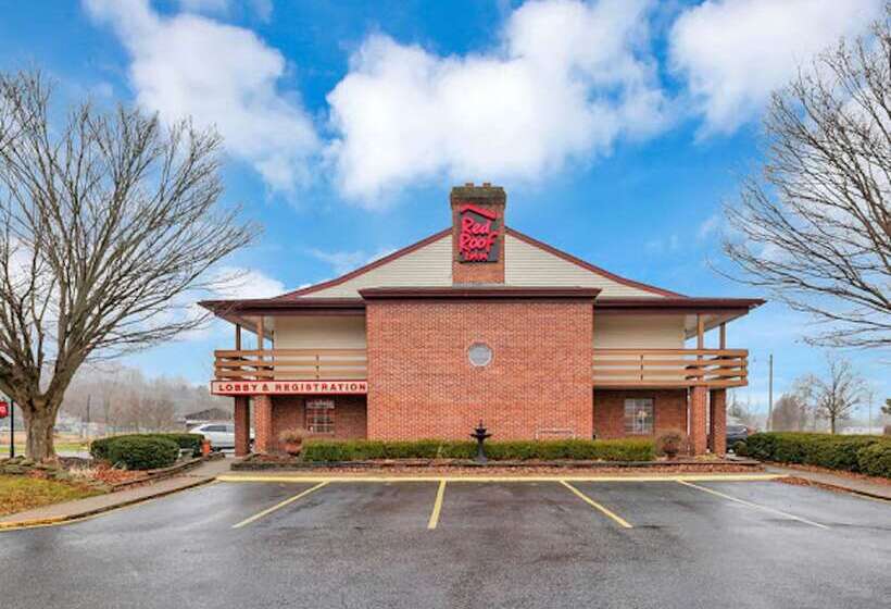 Отель Red Roof Inn Uhrichsville