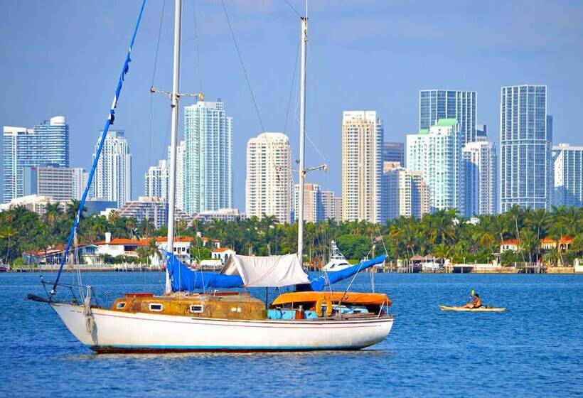 리조트 Holiday Inn Miami Beachoceanfront, An Ihg