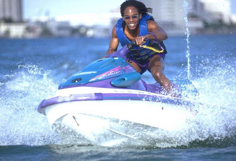 리조트 Holiday Inn Miami Beachoceanfront, An Ihg
